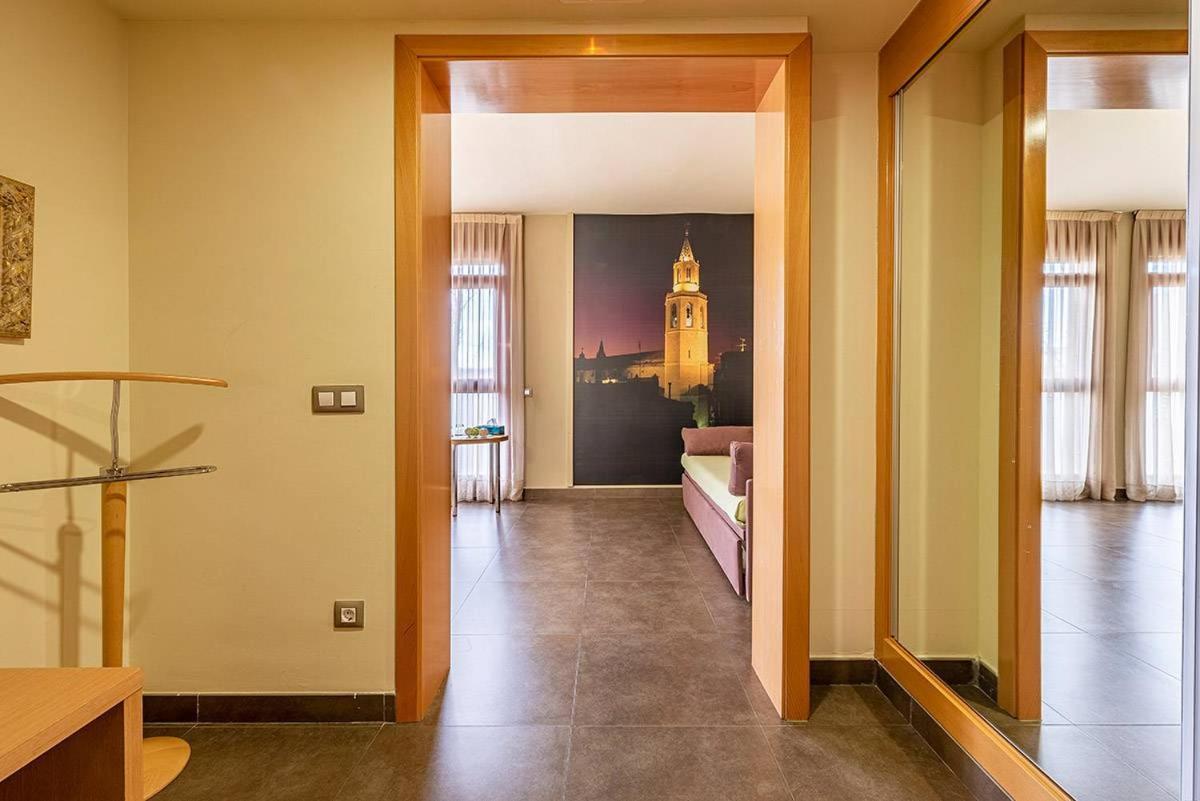 Hotel Pere III El Gran Vilafranca del Penedes Bagian luar foto